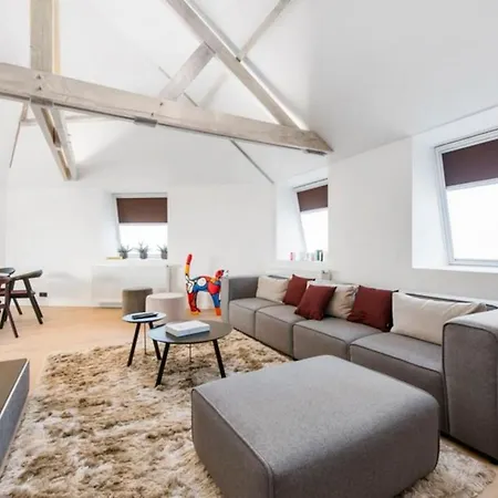 Design Loft Near The Of